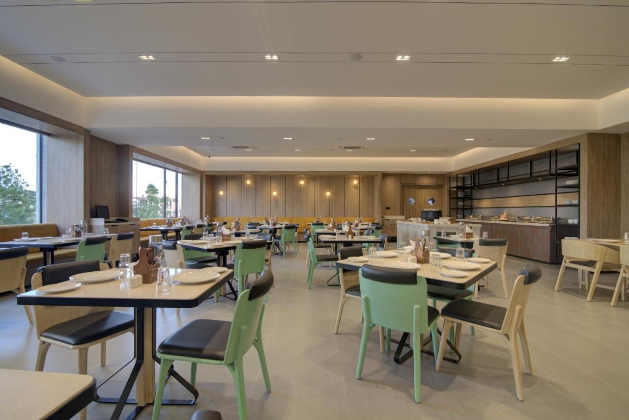 7 Apple Hotel Pratap Nagar, Jaipur Luaran gambar